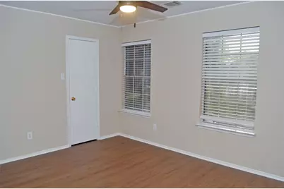 16915 Lighthouse View Drive, Friendswood, TX 77546 - Photo 23