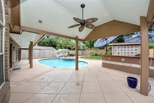 1510 Almond Brook Ln, Houston, TX 77062 - Photo 33
