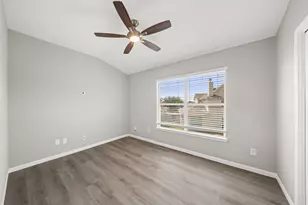7408 Newport Ln, Pearland, TX 77584 - Photo 19