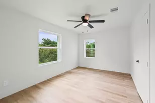 4607 Englewood St, Houston, TX 77026 - Photo 11