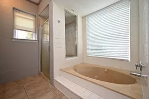 13102 Richmond Ave, Houston, TX 77082 - Photo 19