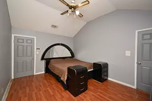 13102 Richmond Ave, Houston, TX 77082 - Photo 5