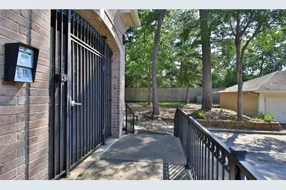 6607 Lake Woodlands Drive #223, The Woodlands, TX 77382 - Photo 21