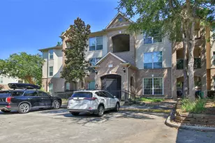 6607 Lake Woodlands Dr, The Woodlands, TX 77382 - Photo 3