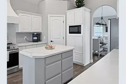 510 Larry Ward, Bridge City, TX 77611 - Photo 7