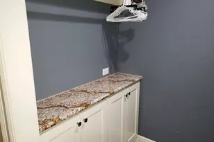 608 Archer St, Houston, TX 77009 - Photo 9