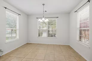 16918 Cherokee Lake Ln, Houston, TX 77044 - Photo 11