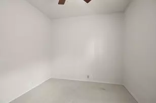 16918 Cherokee Lake Ln, Houston, TX 77044 - Photo 19