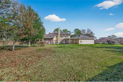 9714 Broadley Drive, Sugar Land, TX 77498 - Photo 11