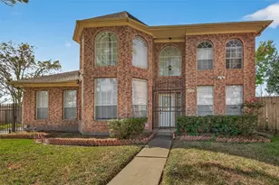 9714 Broadley Dr, Sugar Land, TX 77498 - Photo 19