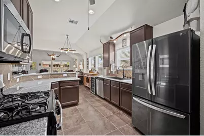 15314 Knotty Chestnut St, Cypress, TX 77429 - Photo 9
