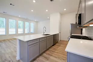 665 Royal Arch Dr, Conroe, TX 77304 - Photo 11