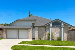 7810 Poitiers Dr, Houston, TX 77071 - Photo 1