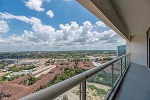 1701 Hermann Dr, Houston, TX 77004 - Photo 15