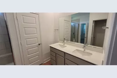 18001 Santa Croce Drive, Pflugerville, TX 78660 - Photo 9