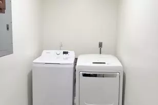 703 N Elm St, Sweeny, TX 77480 - Photo 15