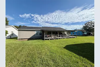 711 W 7th Street, Freeport, TX 77541 - Photo 17