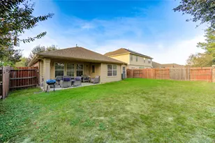 16211 Peach Bluff Ln, Cypress, TX 77429 - Photo 7