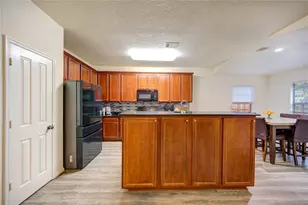 16211 Peach Bluff Ln, Cypress, TX 77429 - Photo 27