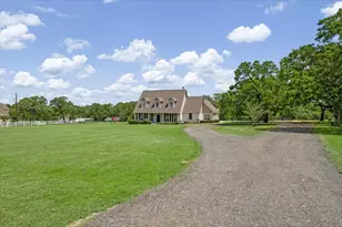 13771 Alacia Ct, College Station, TX 77845 - Photo 3