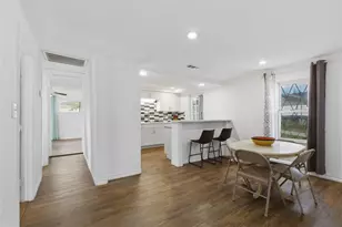 408 Edgar St, La Marque, TX 77568 - Photo 9