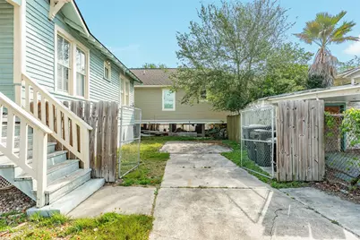 1516 37th Street, Galveston, TX 77550 - Photo 17