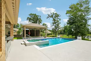 14115 Aspen Woods Ct, Conroe, TX 77384 - Photo 9