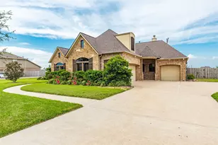 4827 Magnolia Bend Dr, Rosharon, TX 77583 - Photo 1