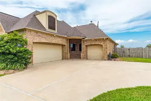 4827 Magnolia Bend Dr, Rosharon, TX 77583 - Photo 3