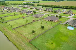 4827 Magnolia Bend Dr, Rosharon, TX 77583 - Photo 5