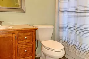 459 Village Creek Dr, Houston, TX 77598 - Photo 13