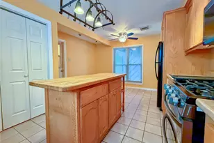 459 Village Creek Dr, Houston, TX 77598 - Photo 11