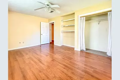 459 Village Creek Drive, Houston, TX 77598 - Photo 33