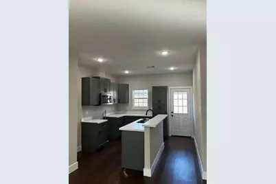 704 Avenue I, Conroe, TX 77301 - Photo 3