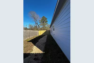 704 Avenue I, Conroe, TX 77301 - Photo 9