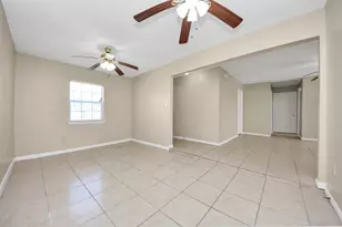 4406 Dacca Dr, Houston, TX 77047 - Photo 9