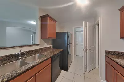 628 Totem Trail Drive, La Marque, TX 77568 - Photo 5