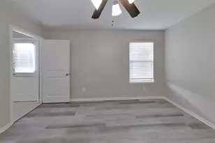 628 Totem Trail Dr, La Marque, TX 77568 - Photo 7