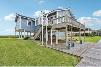 1221 Bay Street, Crystal Beach, TX 77650 - Photo 29