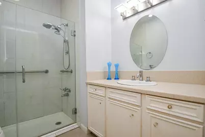 1750 N Country Club Boulevard, Sugar Land, TX 77478 - Photo 23