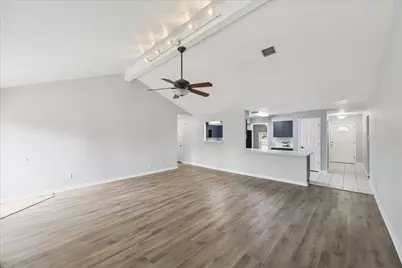 320 Creek Bend Drive, League City, TX 77573 - Photo 13