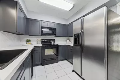 320 Creek Bend Drive, League City, TX 77573 - Photo 7