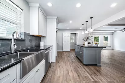 6030 Warm Springs Road, Houston, TX 77035 - Photo 19