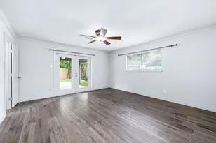 6030 Warm Springs Rd, Houston, TX 77035 - Photo 25