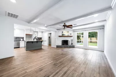 6030 Warm Springs Road, Houston, TX 77035 - Photo 11