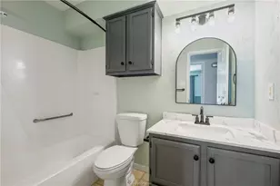 4018 Kenwood Dr, Bryan, TX 77802 - Photo 17