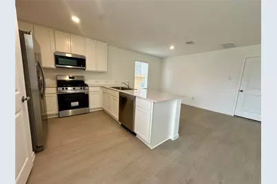 13310 Rayhill Drive, Conroe, TX 77303 - Photo 7