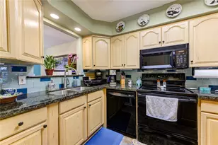 5217 Arboles Dr, Houston, TX 77035 - Photo 19