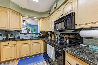 5217 Arboles Drive #M, Houston, TX 77035 - Photo 17