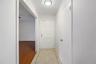 814 Alyse St, Deer Park, TX 77536 - Photo 3
